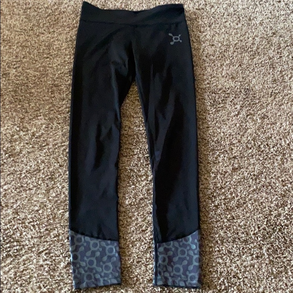 Orangetheory exercise leggings Size M